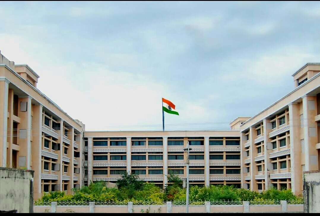 SRTR Medical College, Ambajogai